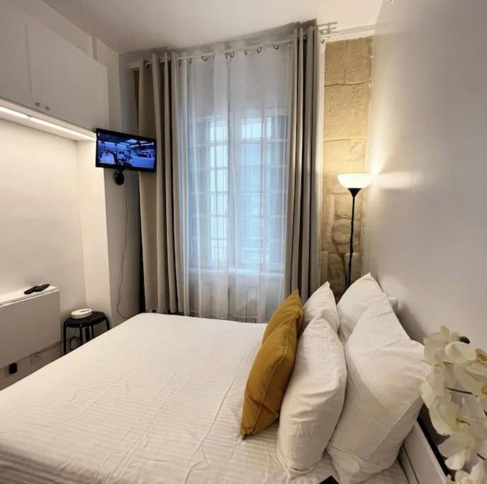 Cozy In Saint Germain Des Pres * Parijs