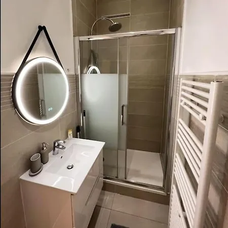Cozy Studio In Saint Germain Des Pres Paris Exterior photo